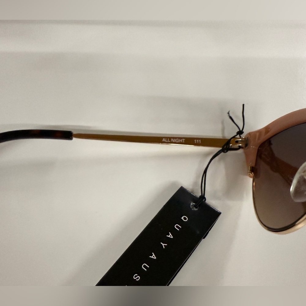 QUAY AUSTRALIA ALL NIGHT PEACH PEARL / BROWN LENS SUNGLASSES - Picture 7 of 9